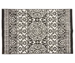 Broyhill Black & White Ornate Fascination Accent Rug 24 Broyhill Black & White Ornate Fascination Accent Rug -Finest Furniture Store 810557660